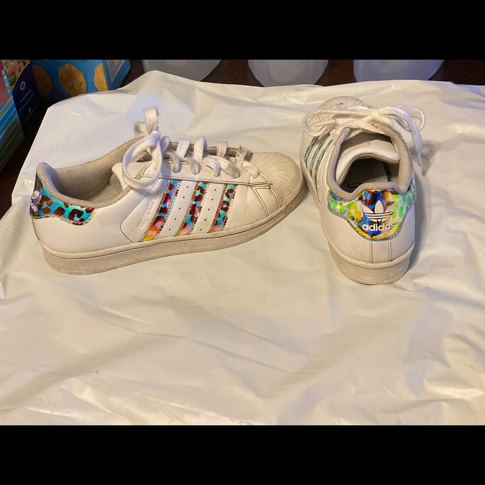 Adidas Superstar Kids  Sneakers Shoes Casual   - Size 4.5 Cheetah Print
